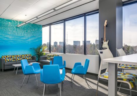 SUMMER VIBES IN THE OFFICE: 5 REFRESHING INTERIOR DESIGN THEMES